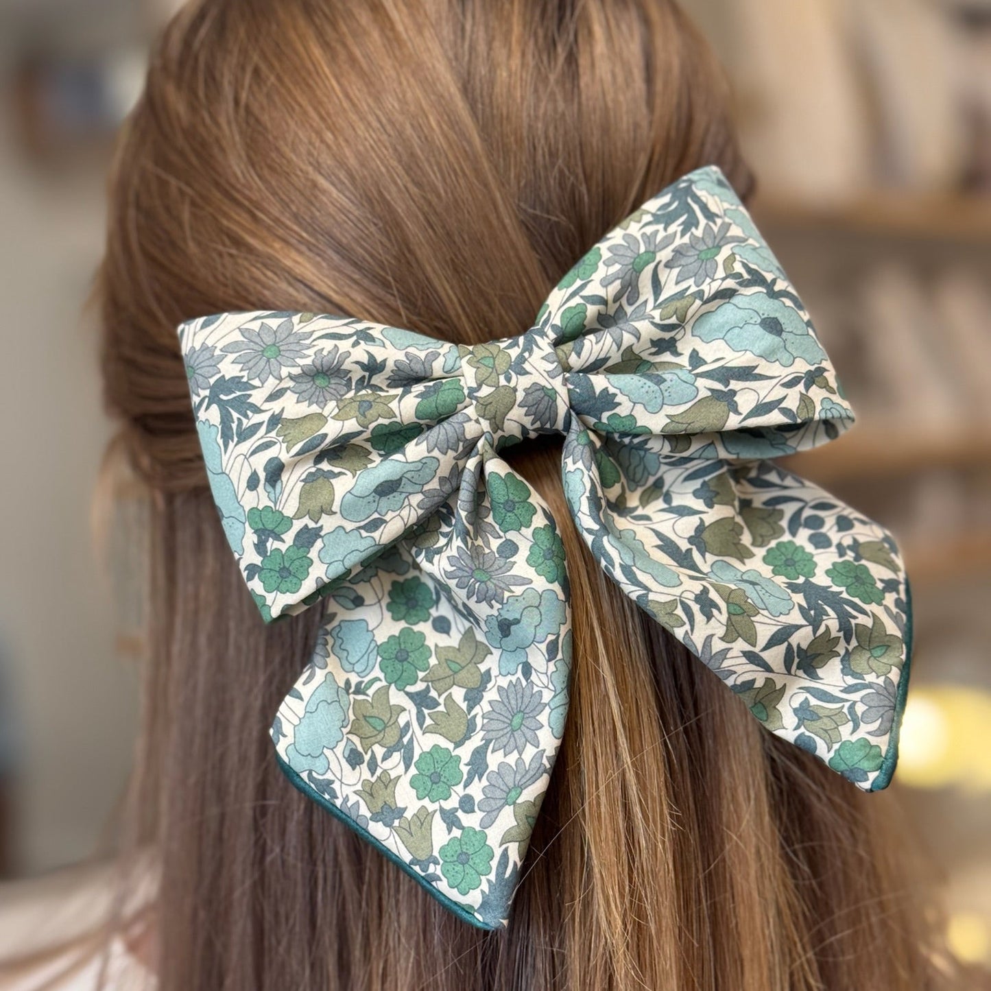 Barrette noeud vert Watt bis