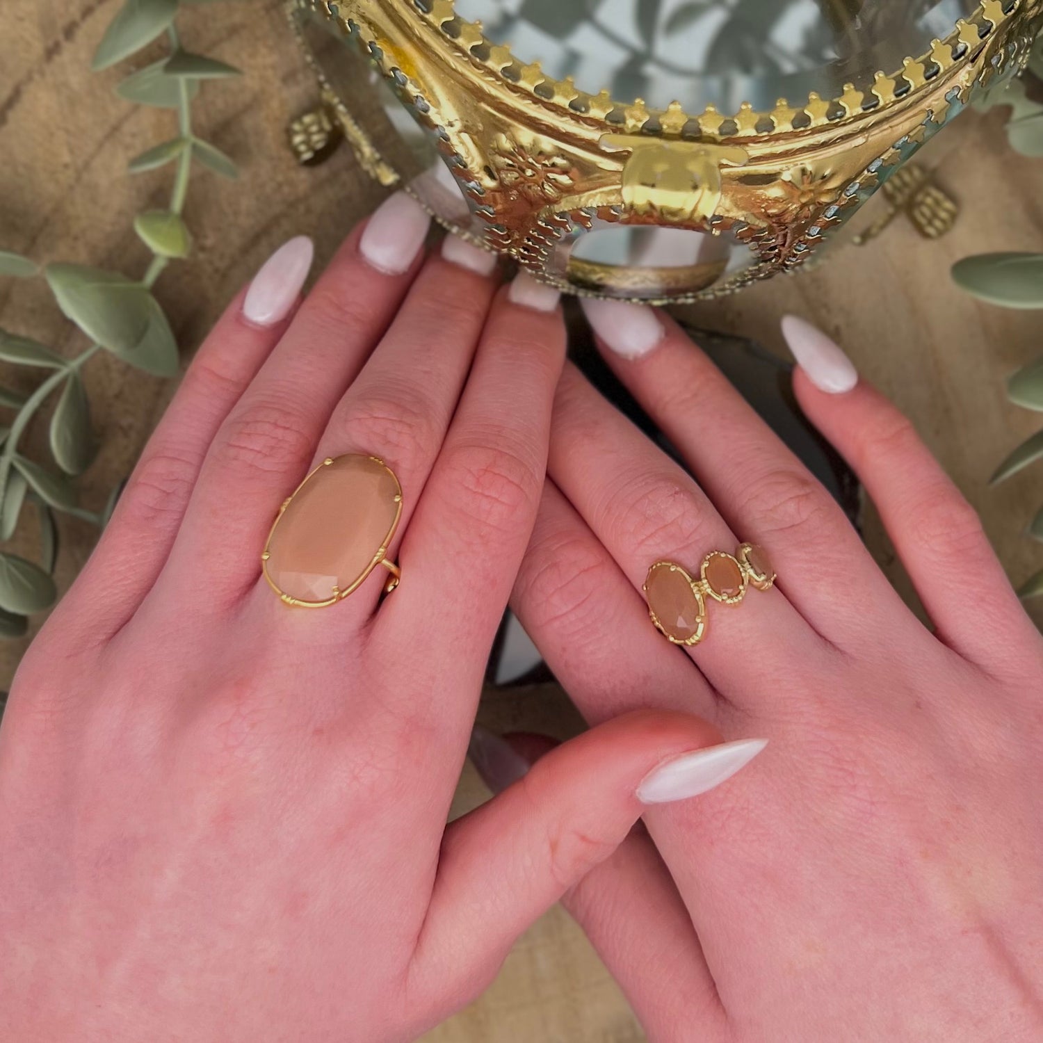 Collection bijoux en pierre de lune nude