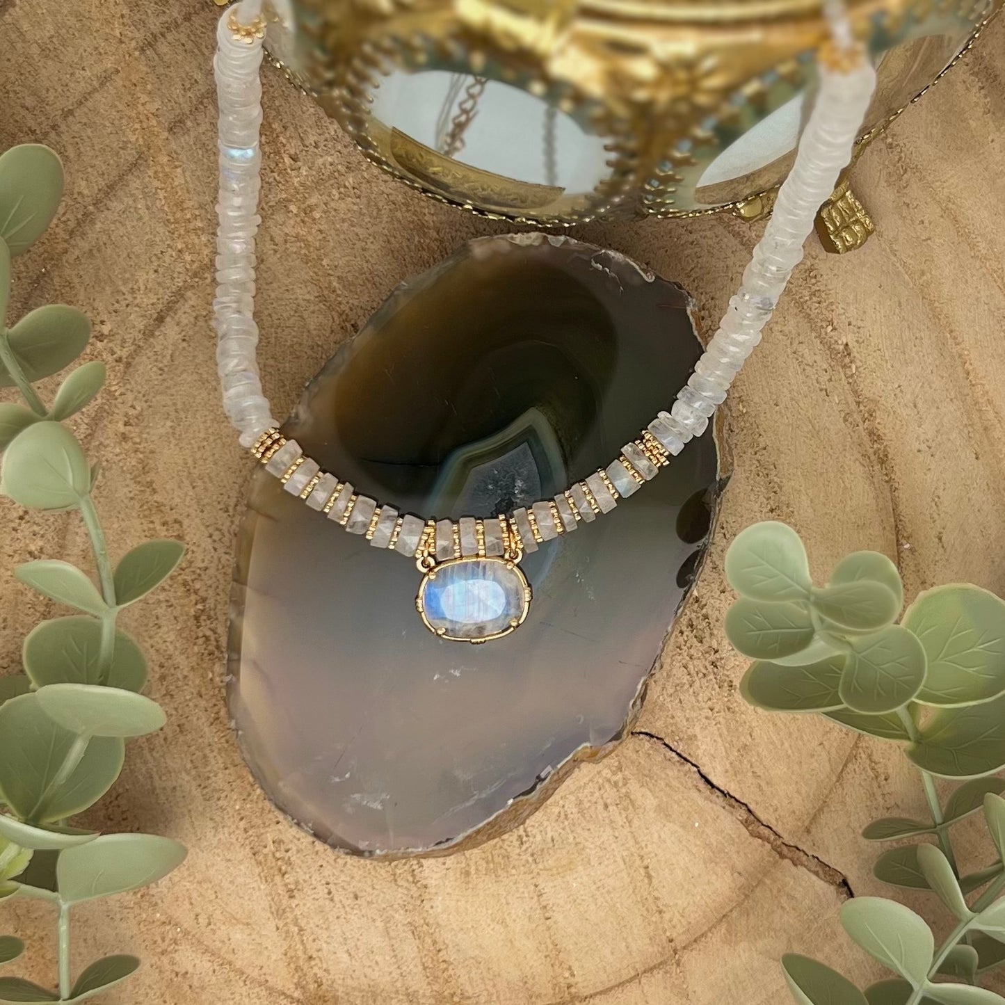 Collier opéra labradorite blanche Au fil de Lo