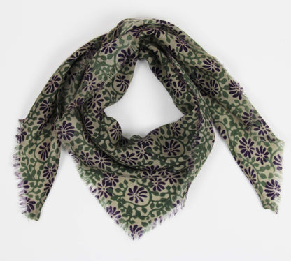 Foulard triangle en laine Suzanne Les belles vagabondes