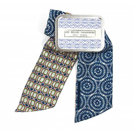 Bandeau de soie Peony , bandeau en soie Les belles vagabondes, bandeau en soie bleu marine, bandeaux en soie à motif, Bandeau pour cheveux, bandeau pour tour de cou, fabrication indienne, accessoire cheveux, compléter votre look