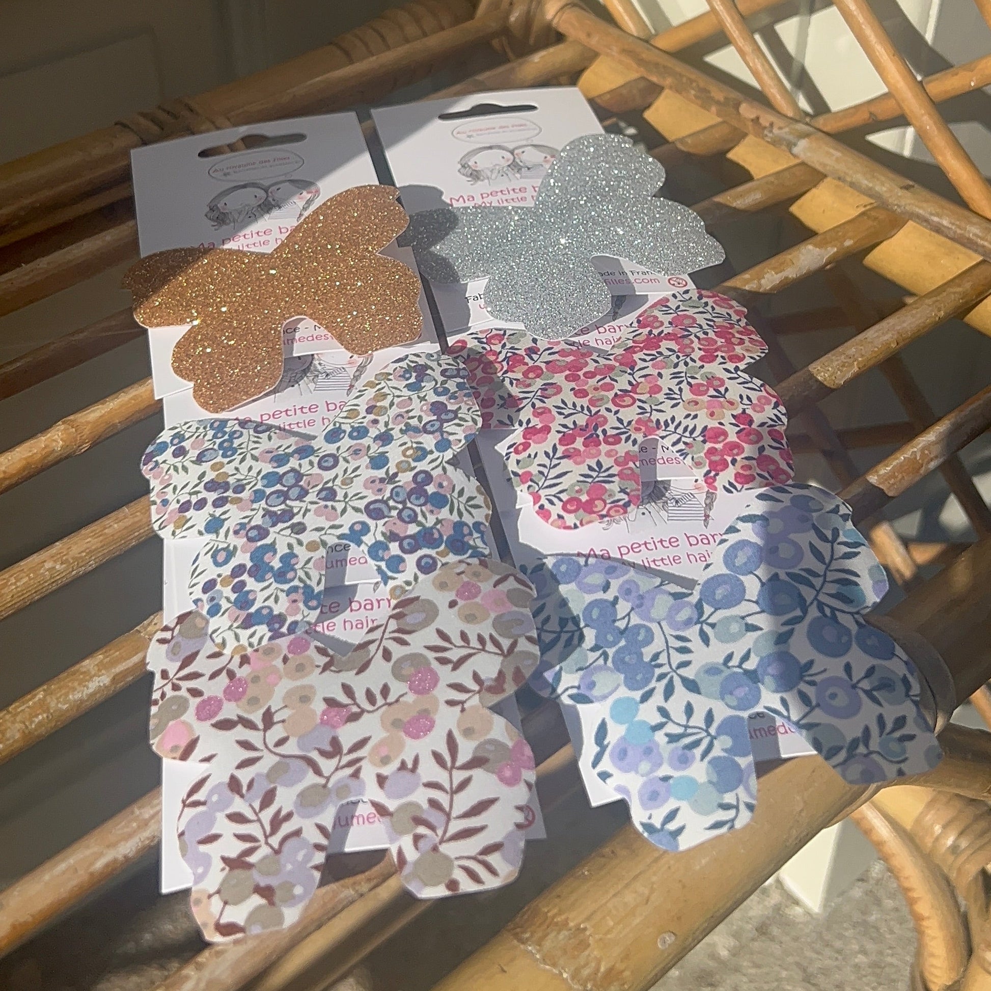 Barrette papillon motif liberty ou à paillette, de la marque Au royaume des filles, Fabriqué à la main en france