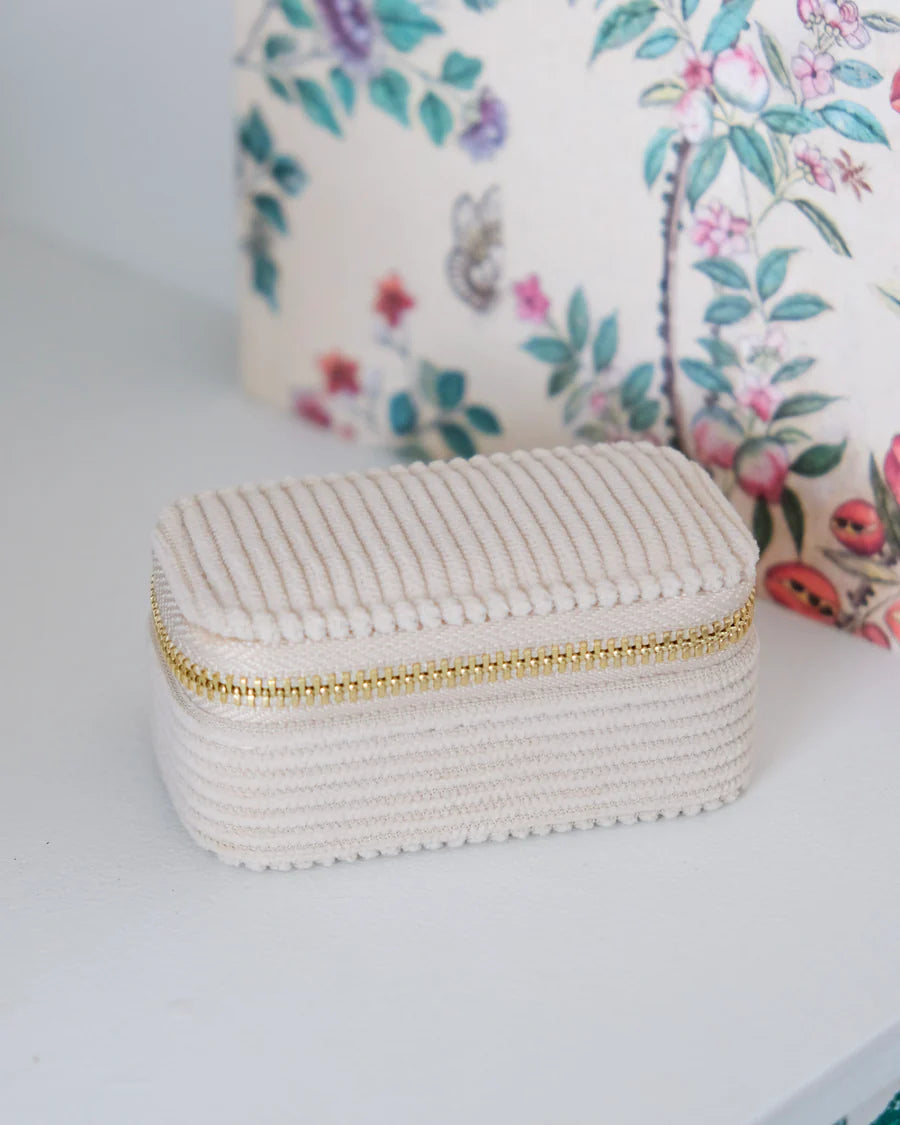 Boîte à bijoux Marie Maison Scarlett, velour côtelé, beige, boite à bijoux de voyage, rangement bijoux femme, idée cadeau fête des mères, idée cadeau femme