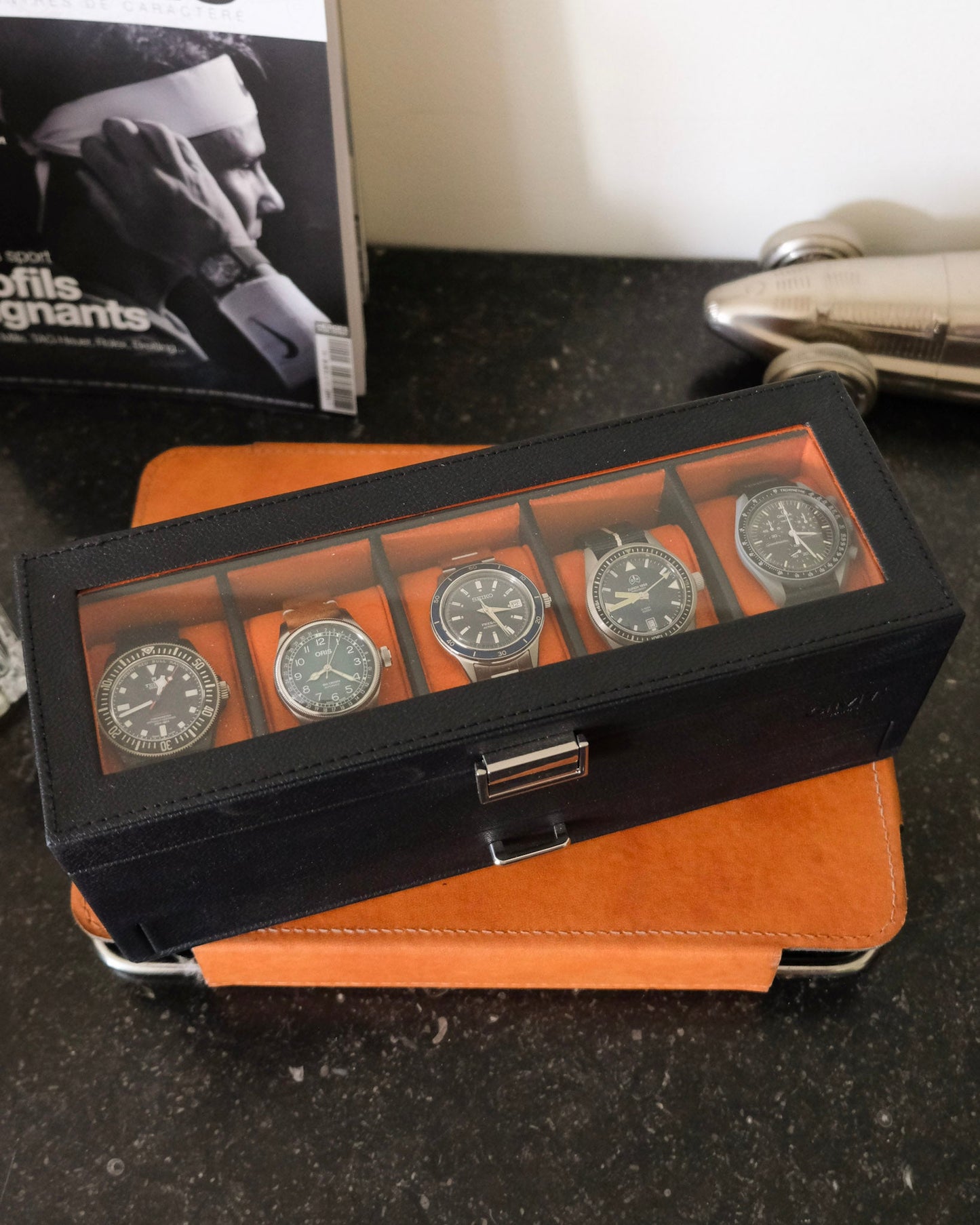 Boîte à montres Jean Maison Scarlett, Cuir noir et orange, Boîte à montres et bracelets, Rangement pour montres. Protection pour montres. Idées de cadeaux pour hommes