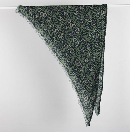 Foulard triangle en laine Suzanne Les belles vagabondes