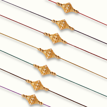 Collection Collier Soum indien violet de la marque Juhu