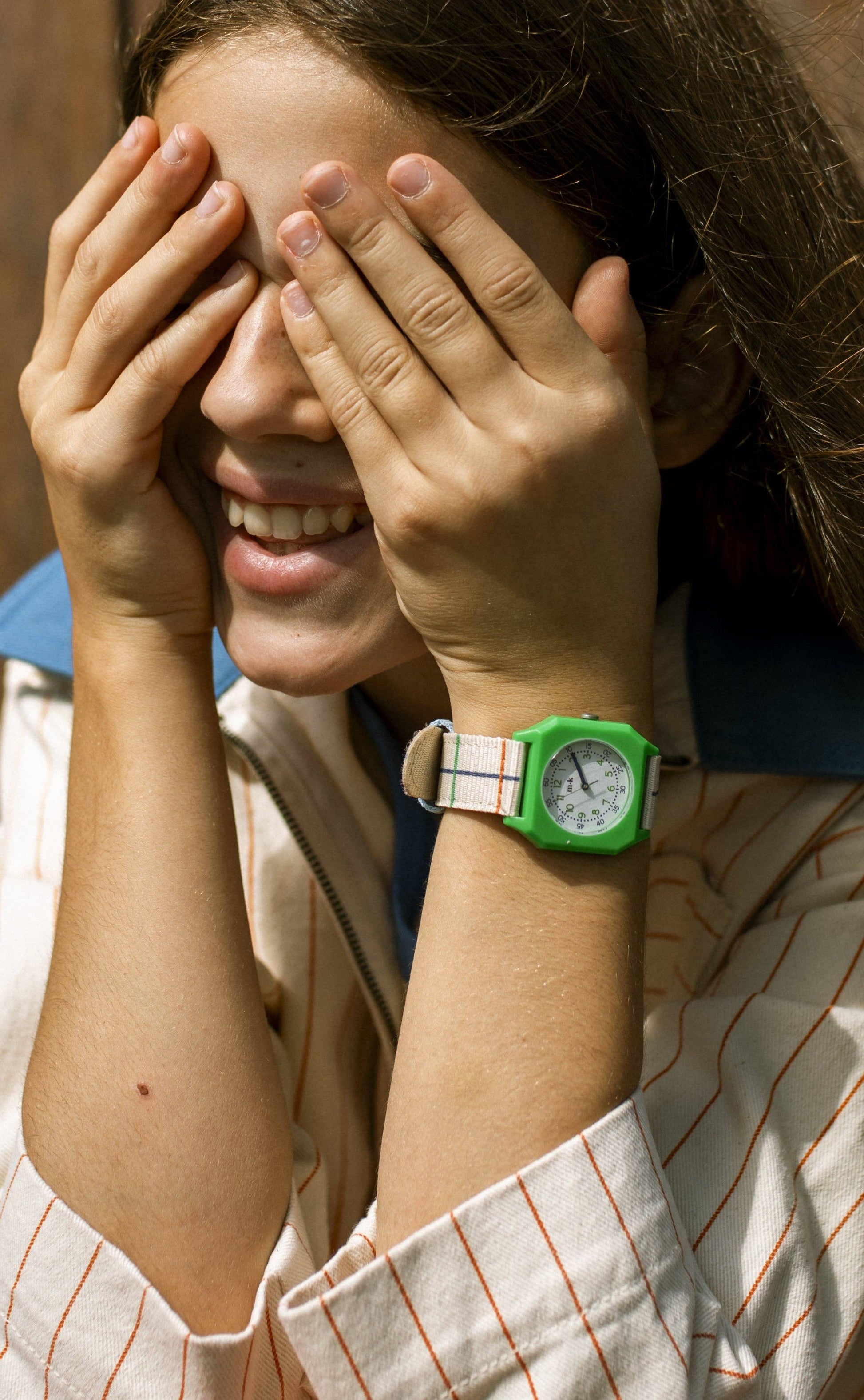 Montre Colors lines pour enfant Mini Kyomo - Montre Mini Kyomo - Montre pour les enfants - Montres pour femmes - Montre pour garçon - Montre pour fille - Montre pour homme- Montres qui résiste sous l'eau - Montre pour apprendre l'heure