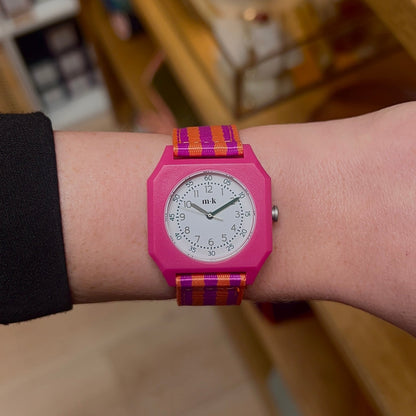 Montre "Ruby Papaya" pour enfant, Montre pour enfant, montre pour femme, montre qui facilite la lecture de l'heure, Montre d'apprentissage, Montre colorées, Montre avec les minutes, Montre mini kyomo, Montres fun, montre réglables.