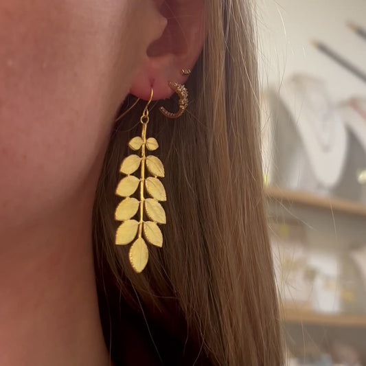 Video Boucles d'oreilles Agathe plaque or